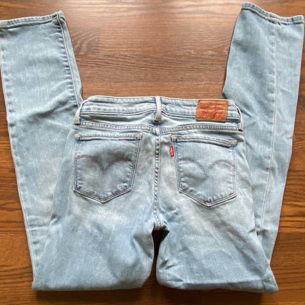 LEVIS 712 SLIM JEANS!